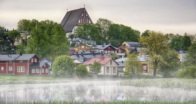 Porvoo aamukasteella